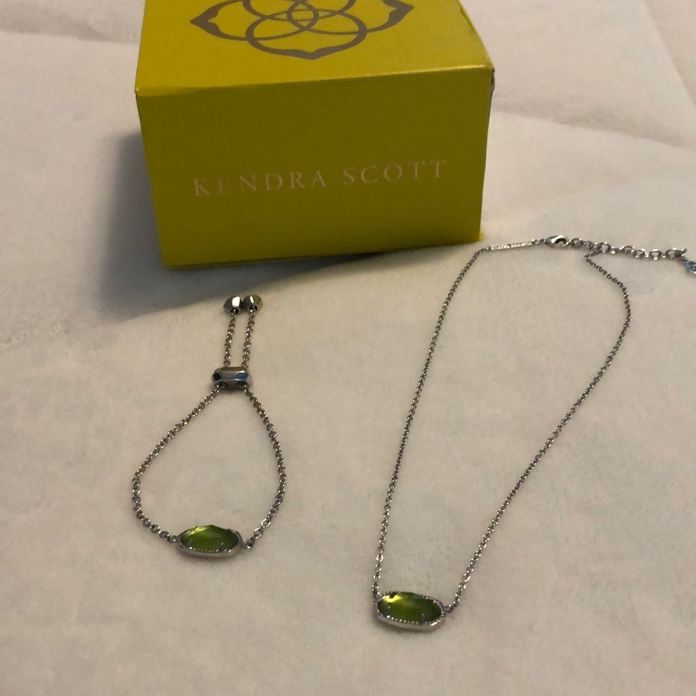 Kendra Scott set